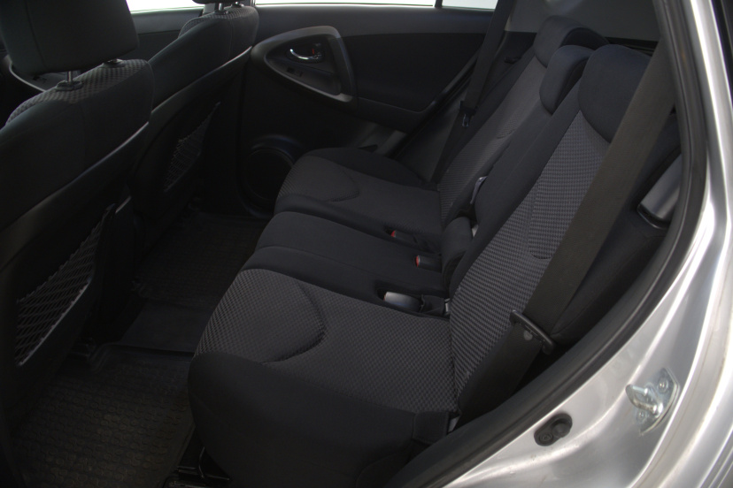Toyota RAV 4, 2011