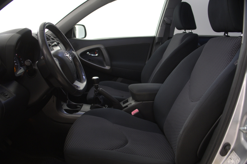 Toyota RAV 4, 2011