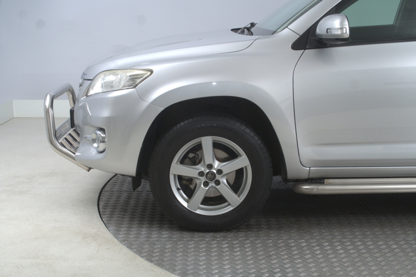 Toyota RAV 4, 2011