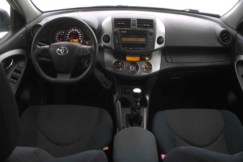 Toyota RAV 4, 2011