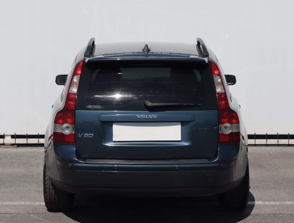Volvo V50