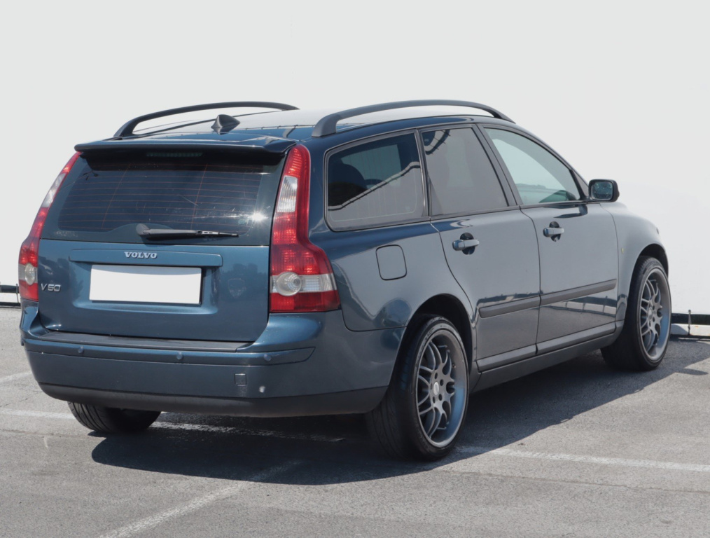 Volvo V50