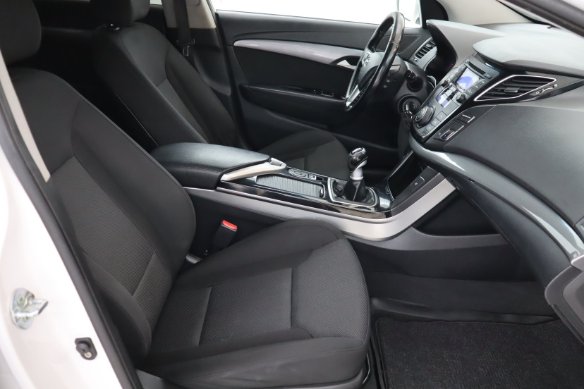Hyundai i40, 2014