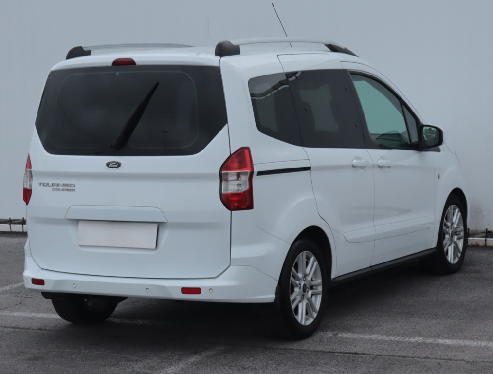 Ford Tourneo Courier