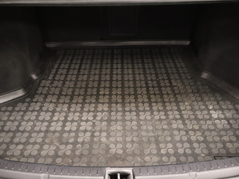 Toyota Avensis, 2013