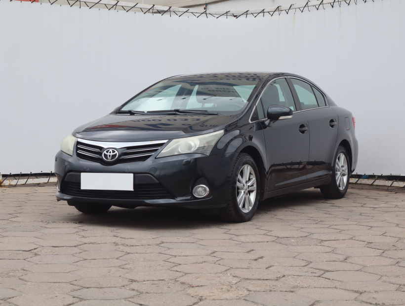 Toyota Avensis, 2013