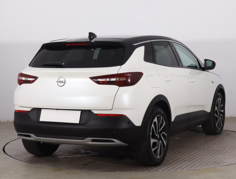 Opel Grandland, 2017