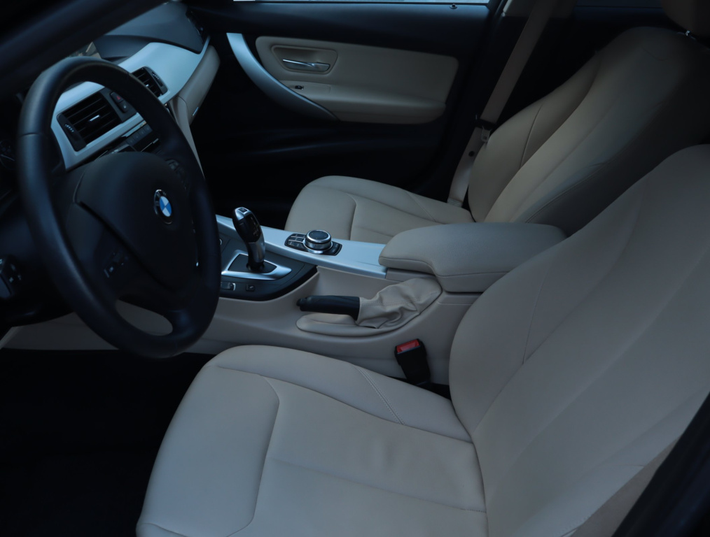 BMW 3
