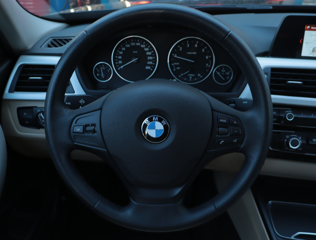BMW 3