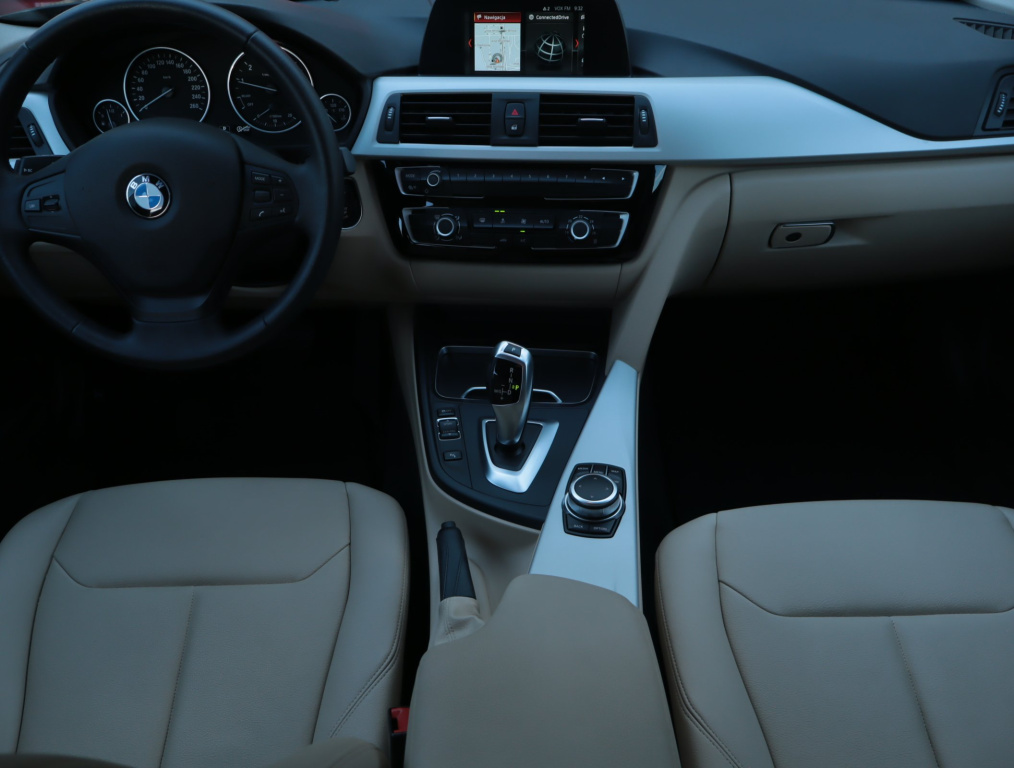 BMW 3