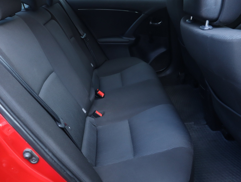 Toyota Avensis, 2009