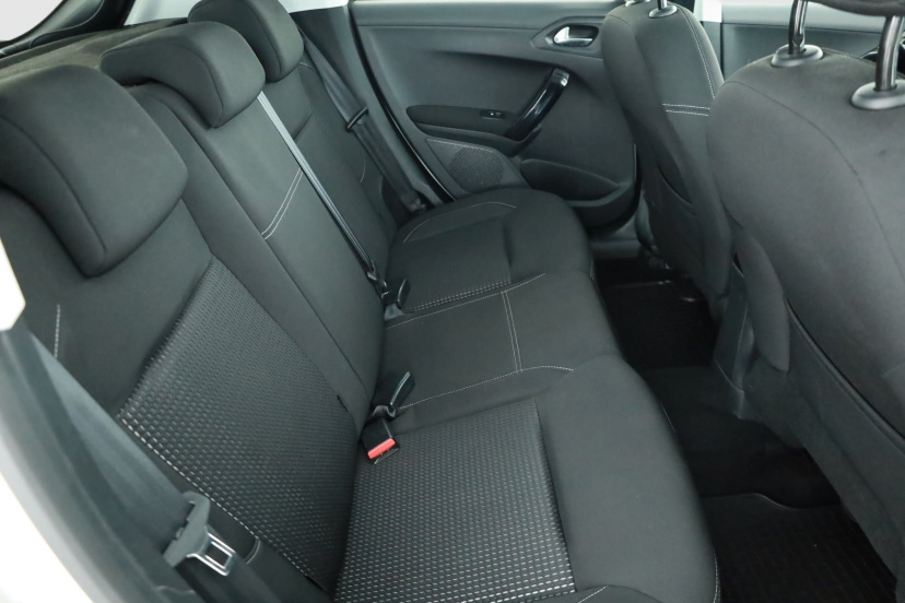 Peugeot 208, 2017