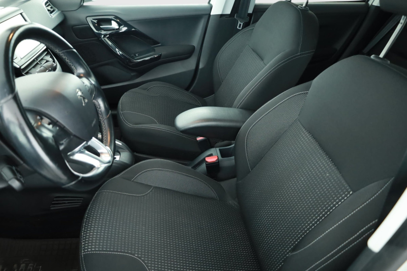 Peugeot 208, 2017