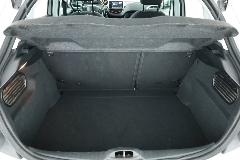 Peugeot 208, 2017