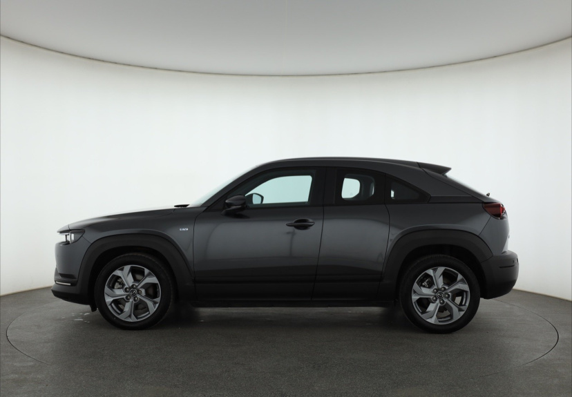 Mazda MX-30, 2023