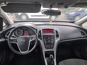 Opel Astra - 2015