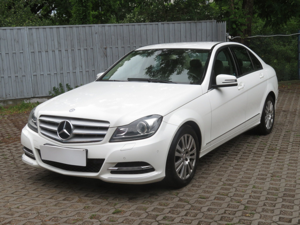 Mercedes-Benz C
