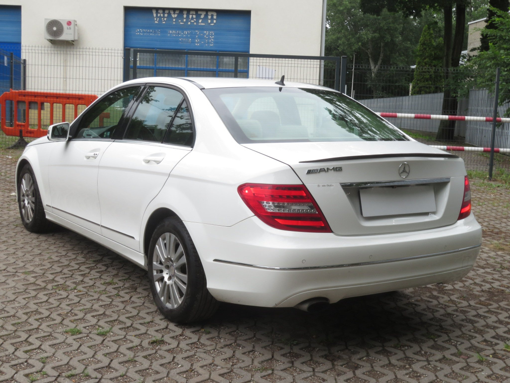 Mercedes-Benz C