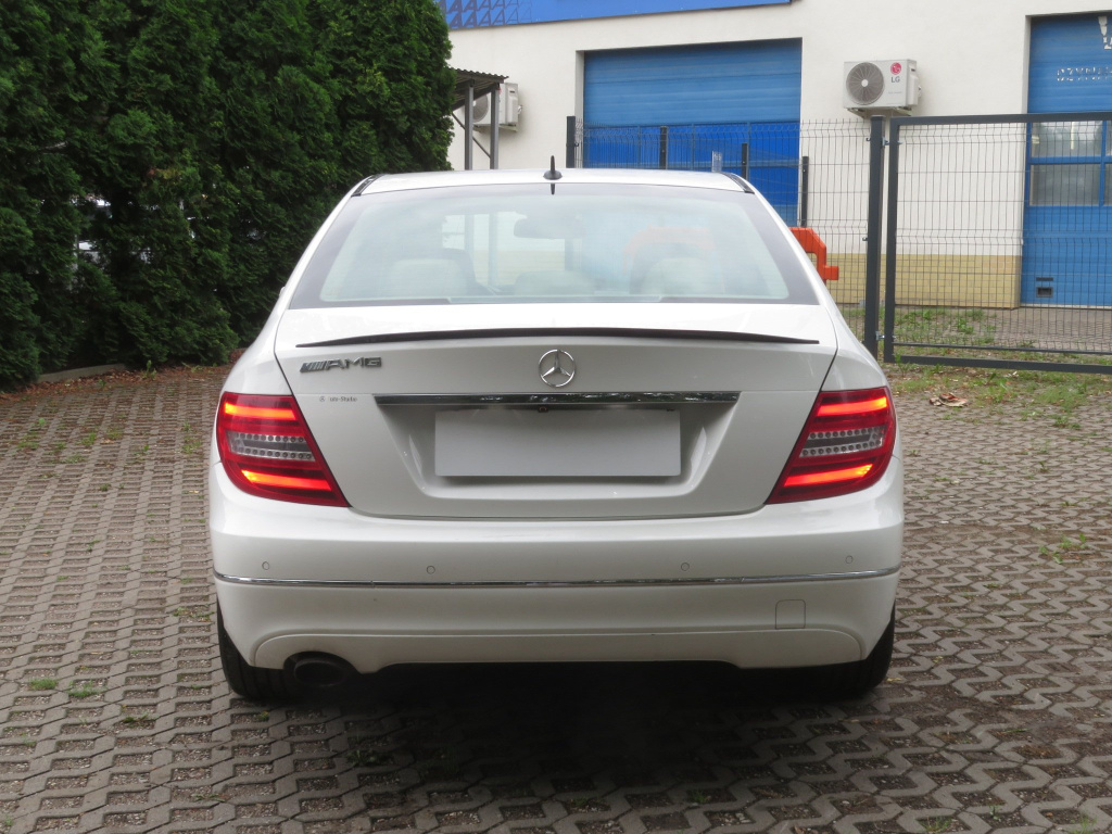 Mercedes-Benz C