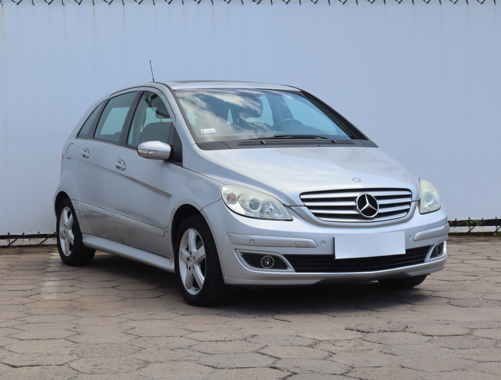 Mercedes-Benz B