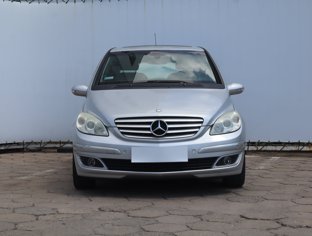 Mercedes-Benz B