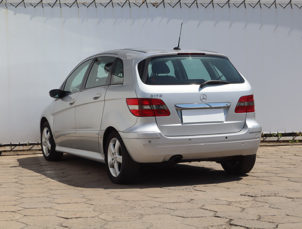 Mercedes-Benz B