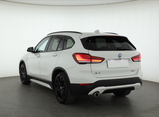 BMW X1 xDrive25e