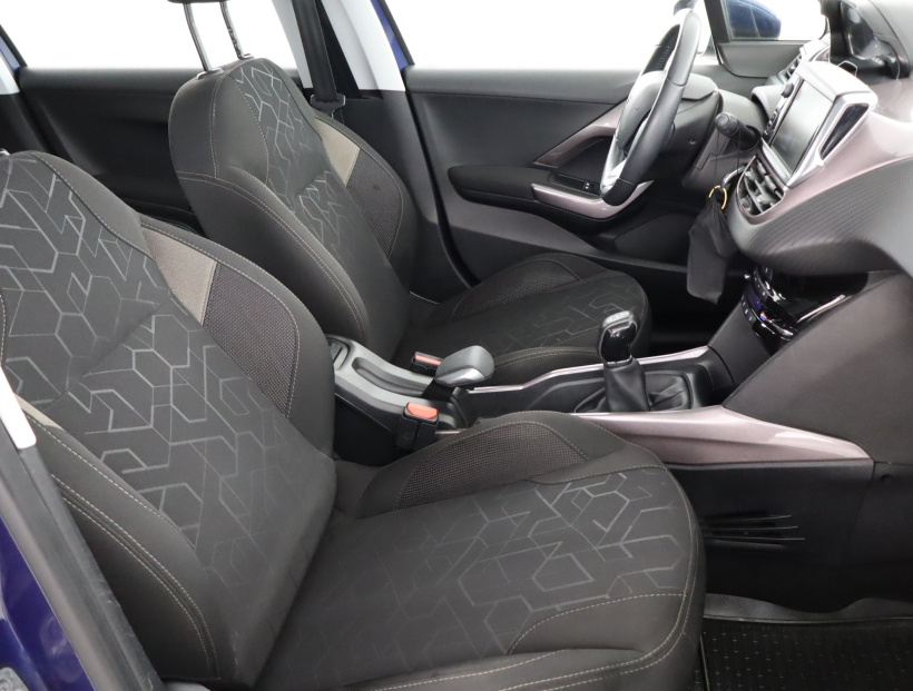 Peugeot 2008, 2014