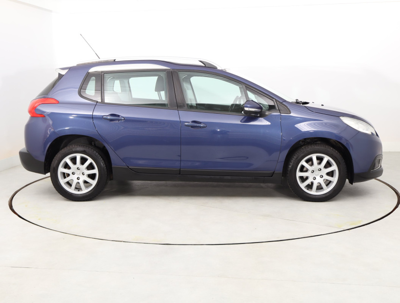 Peugeot 2008, 2014