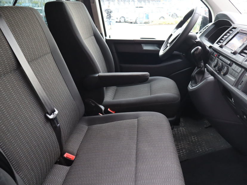 Volkswagen Caravelle, 2017