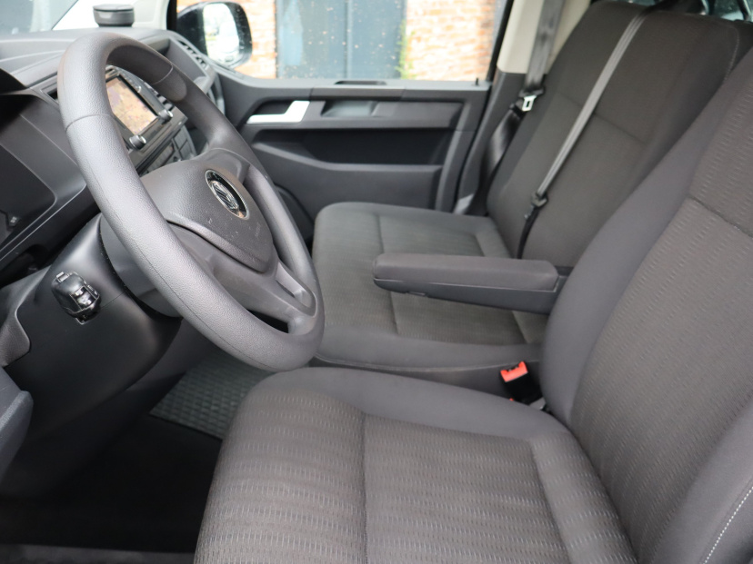 Volkswagen Caravelle, 2017