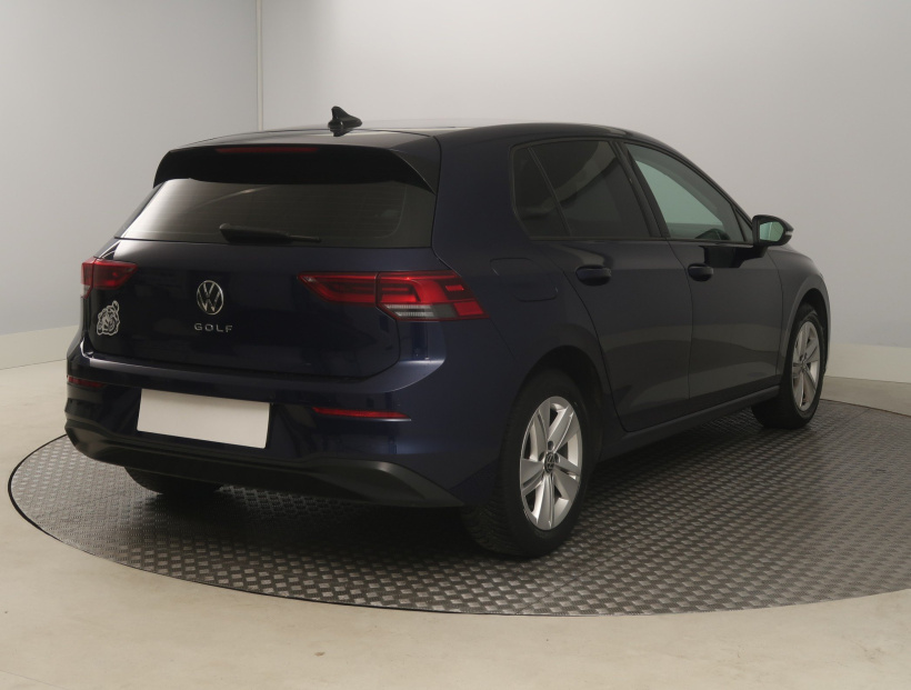 Volkswagen Golf, 2020