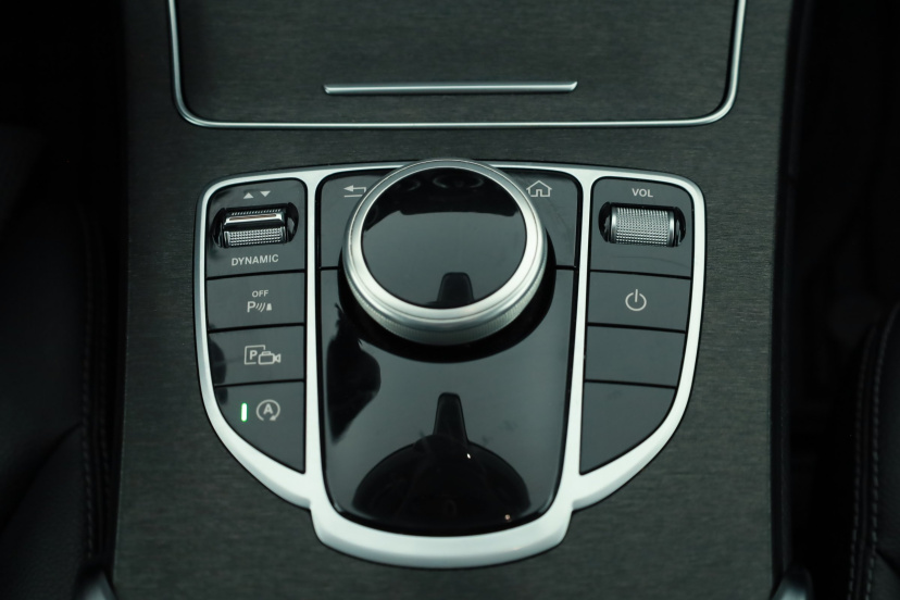 Mercedes-Benz C, 2020