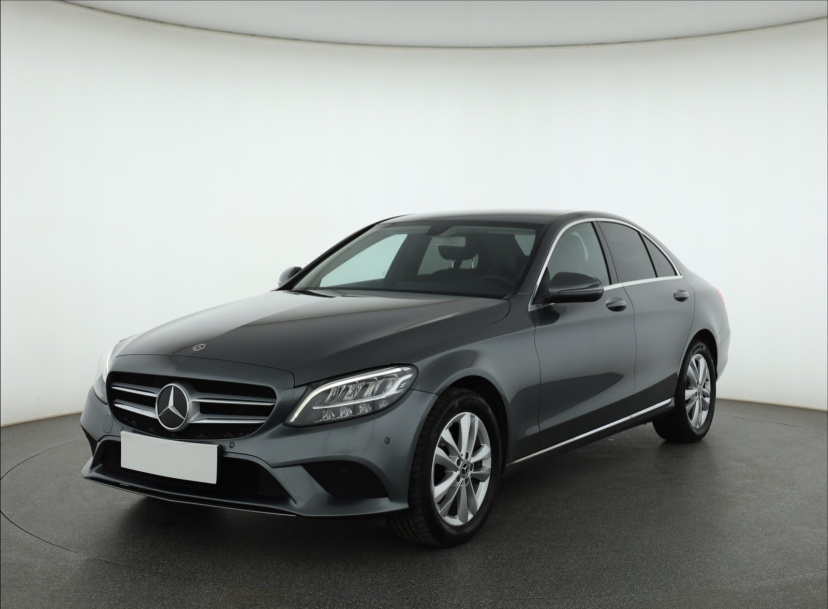 Mercedes-Benz C, 2020