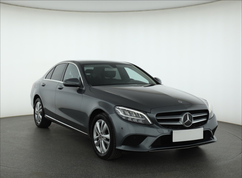 Mercedes-Benz C, 2020