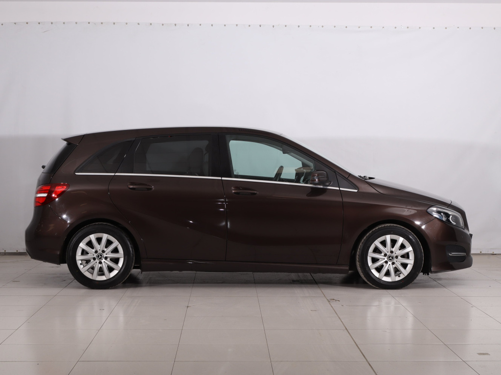 Mercedes-Benz B