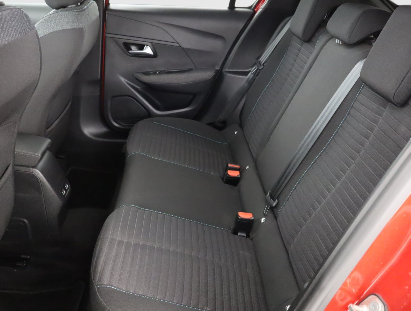 Peugeot e-208, 2022