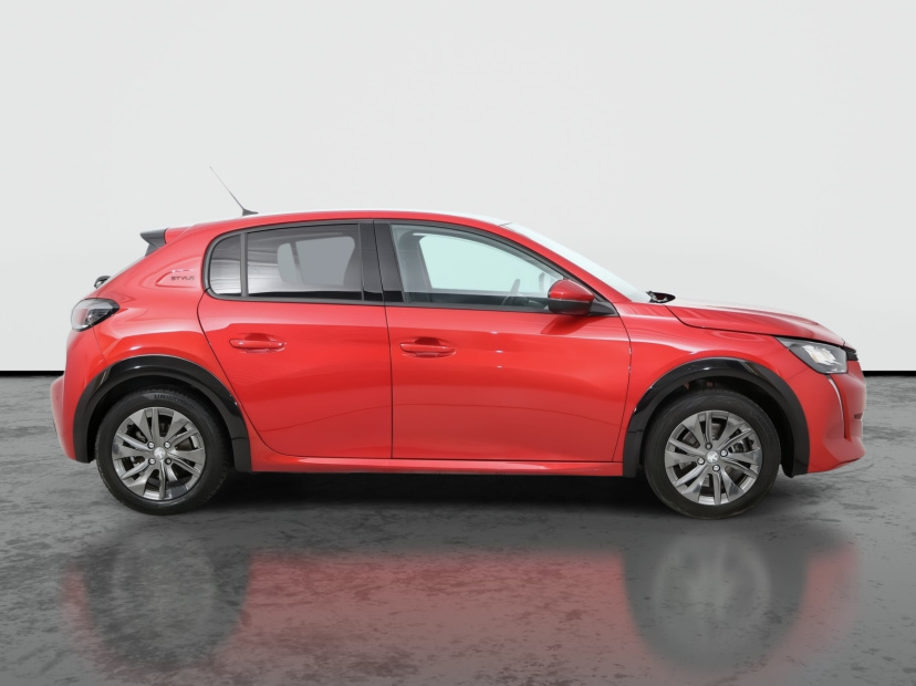 Peugeot e-208, 2022