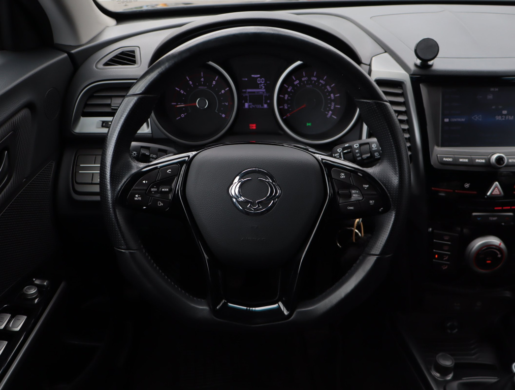 Ssang Yong XLV