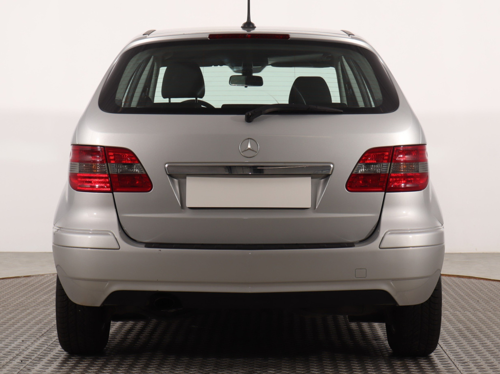 Mercedes-Benz B