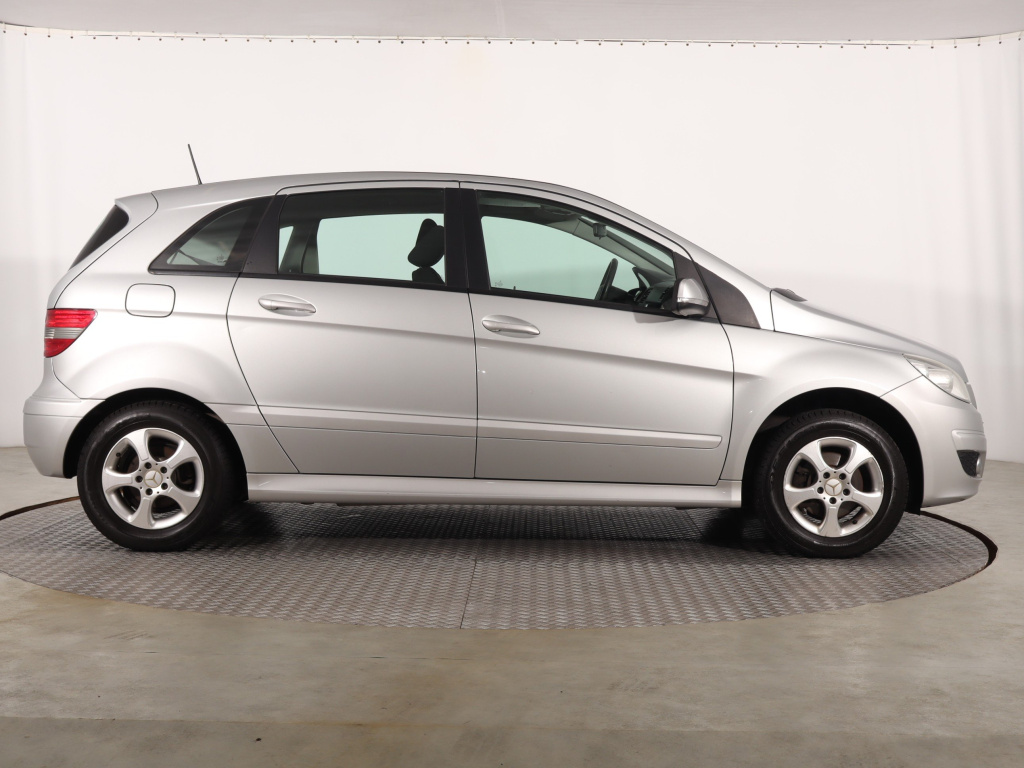 Mercedes-Benz B