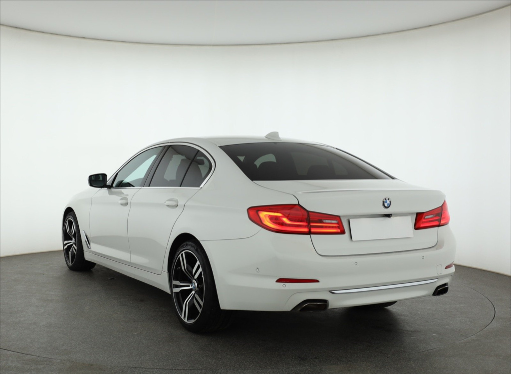 BMW 5