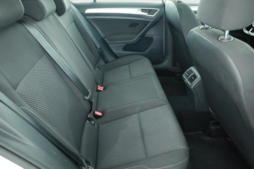 Volkswagen Golf, 2018