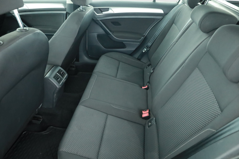 Volkswagen Golf, 2018
