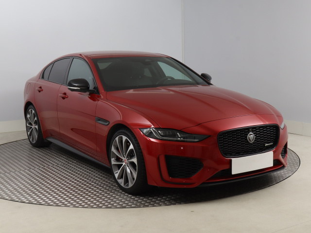 Jaguar XE 2021