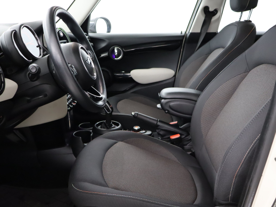 MINI 5-door
