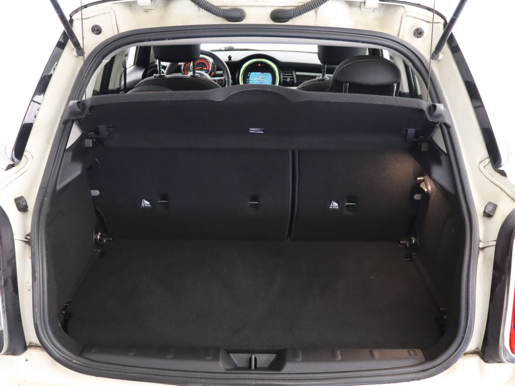 MINI 5-door