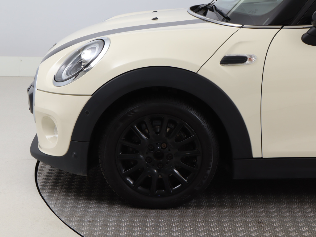 MINI 5-door