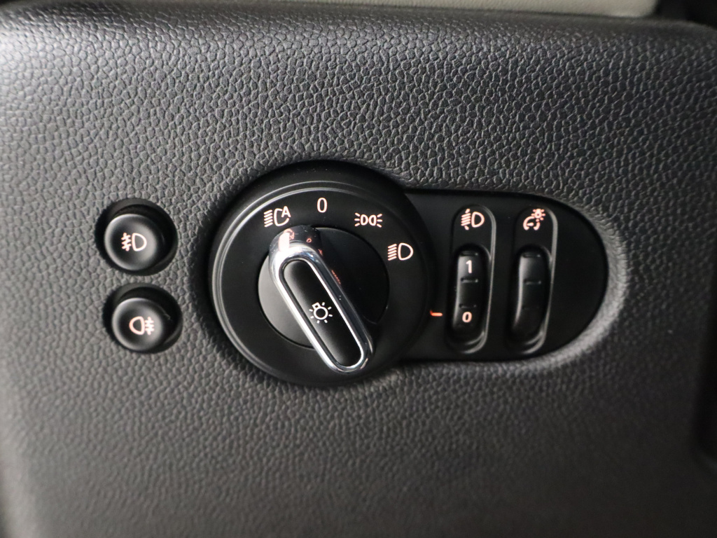 MINI 5-door