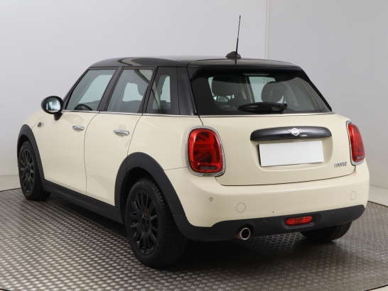 MINI 5-door